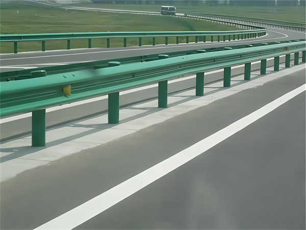 揭阳波形梁护栏在高速公路的应用